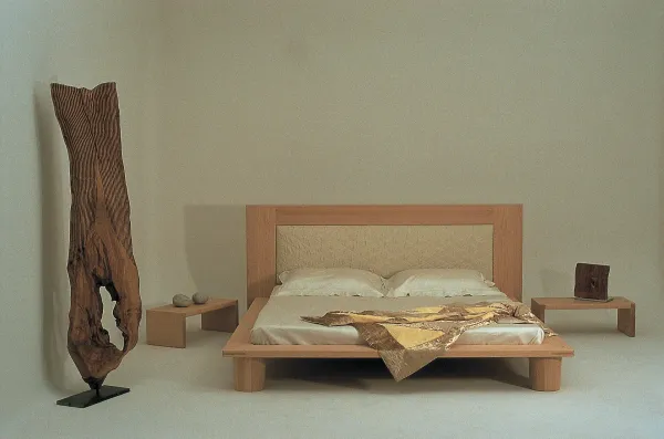 Letto 'bio' ecologico con testata imbottita